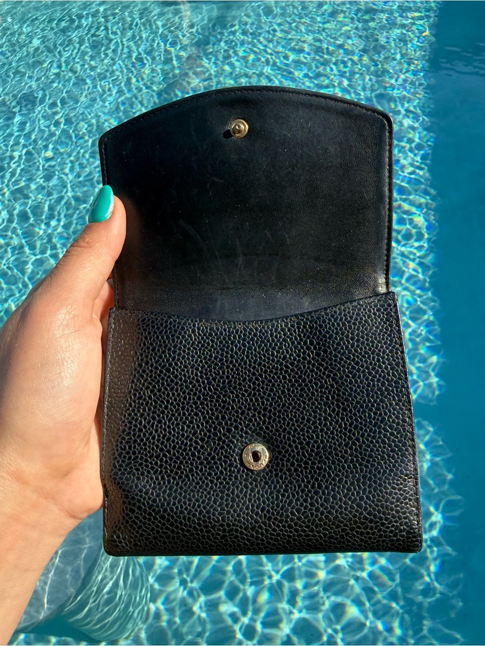 Vintage Chanel Black Caviar Leather Bifold Wallet 🖤 - Picture 5 of 13